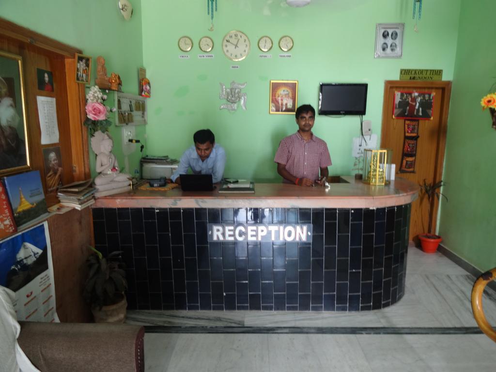 Anukul Guest House Bodh Gaya Exterior photo